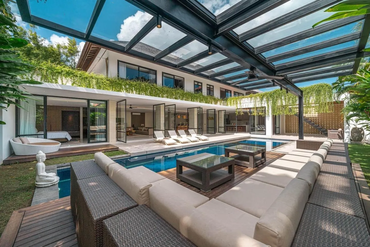 別荘 Sujiva Estate - Tranquil 5Br Villa W Huge Pool! スミニャック インドネシア