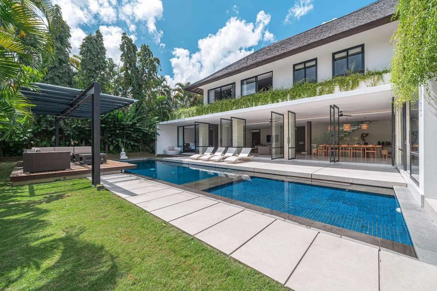Sujiva Estate - Tranquil 5Br Villa W Huge Pool! スミニャック 別荘