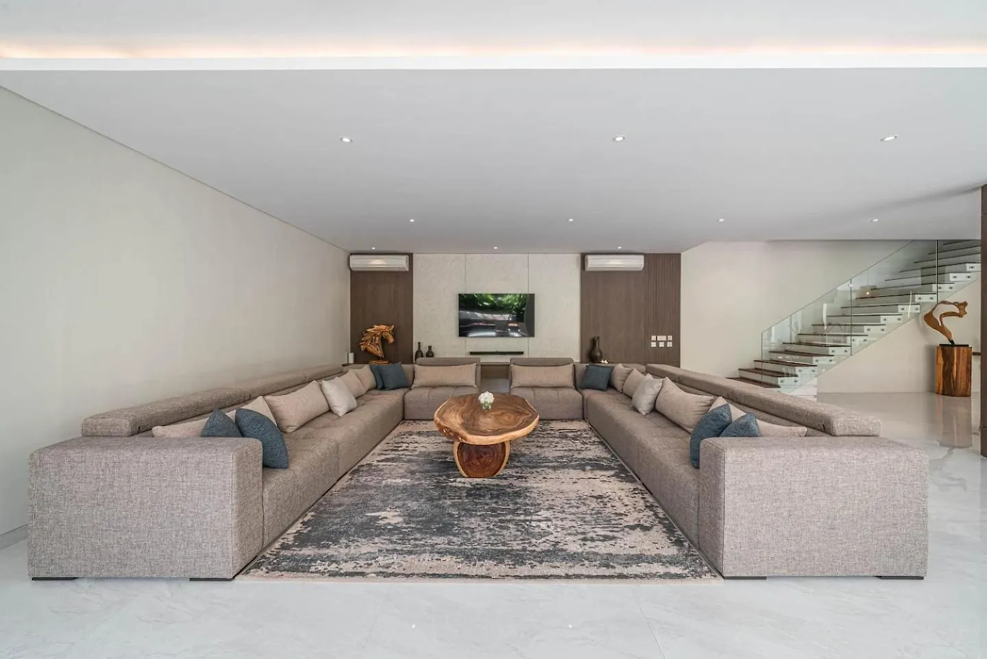 Sujiva Estate - Tranquil 5Br Villa W Huge Pool! スミニャック 別荘