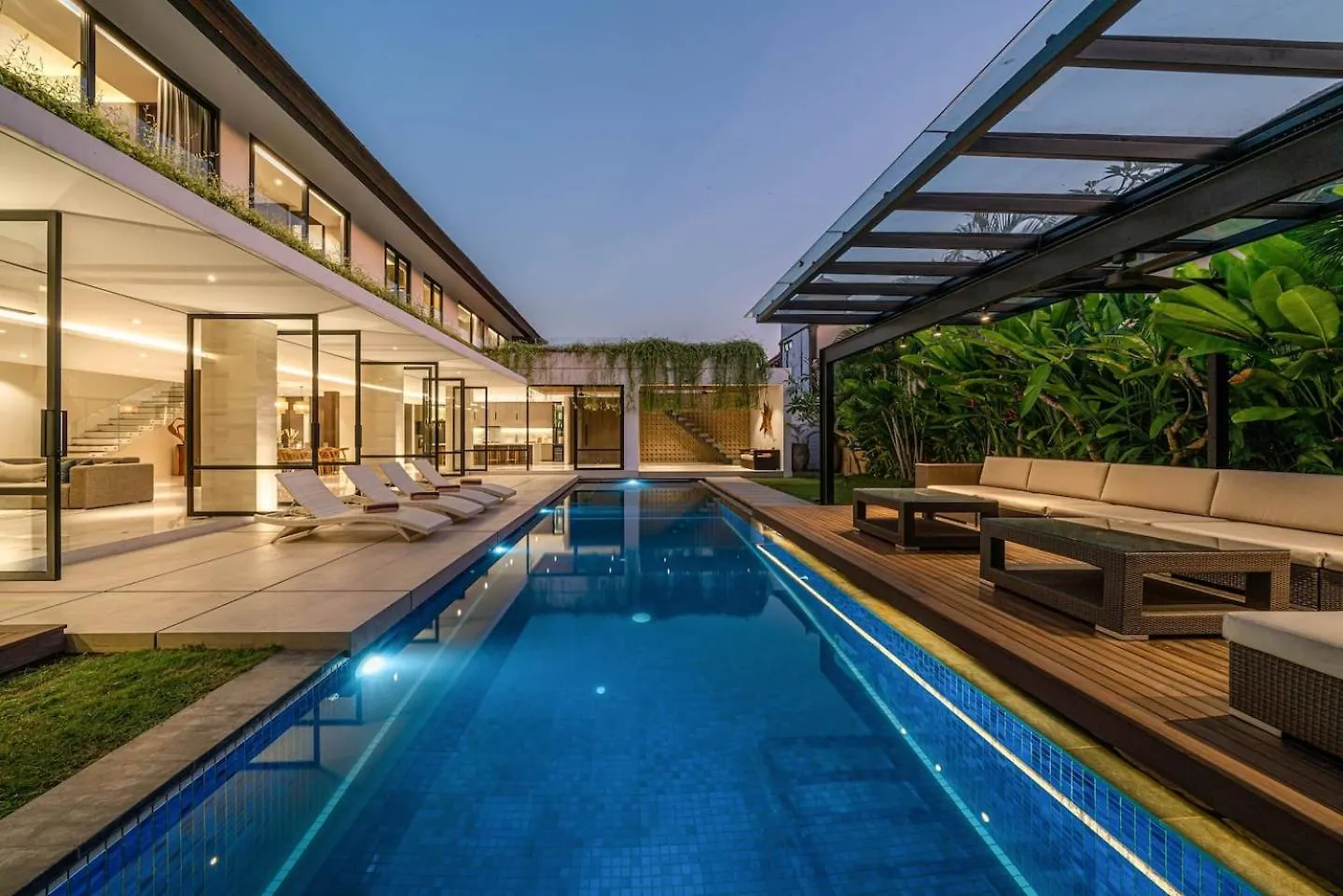 Sujiva Estate - Tranquil 5Br Villa W Huge Pool! スミニャック